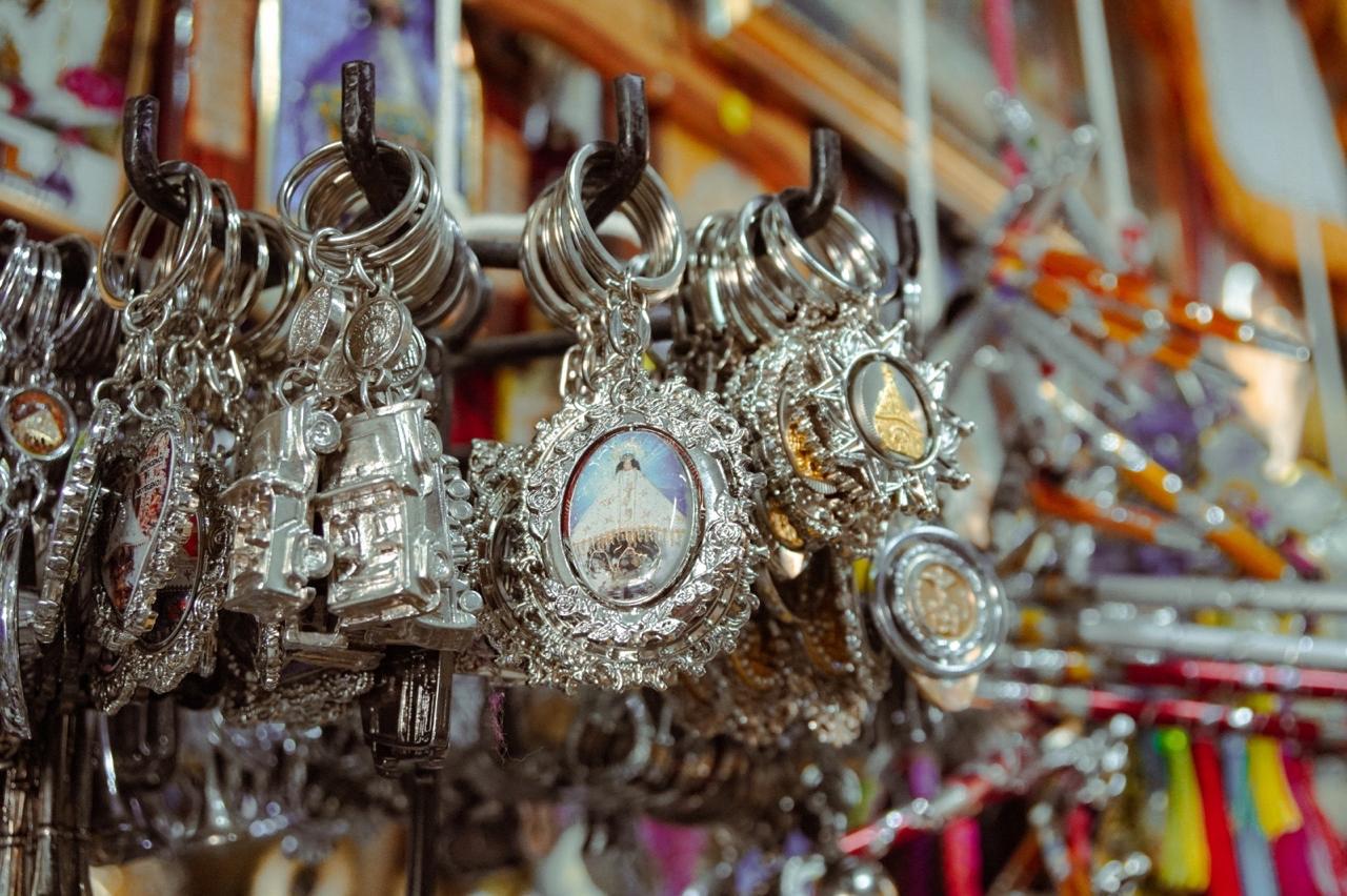 Artesanías y colores del mercado